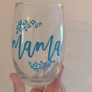 Mama Wine Glass